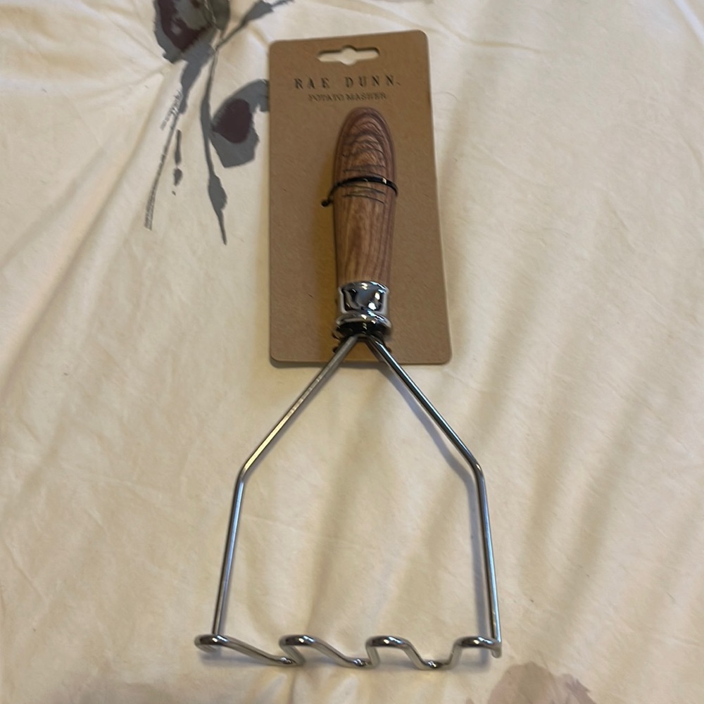RAE DUNN POTATO MASHER